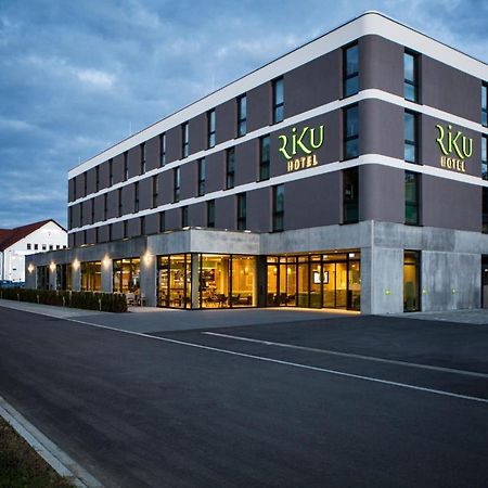 Riku Hotel Pfullendorf Buitenkant foto