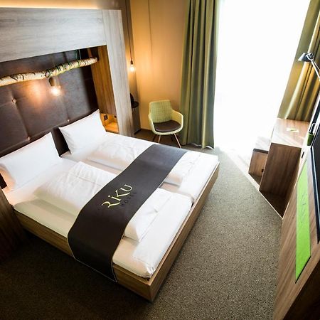 Riku Hotel Pfullendorf Buitenkant foto