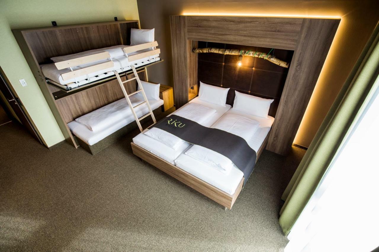 Riku Hotel Pfullendorf Buitenkant foto
